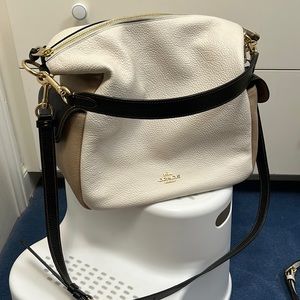 Coach hobo crossbody and shoulder purse